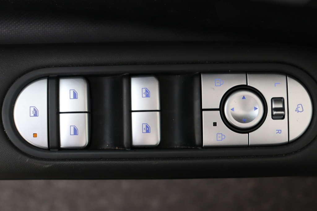 HYUNDAI Ioniq 5 Core 58 kWh 166 hp - ref: 7-47556 - Photo 17