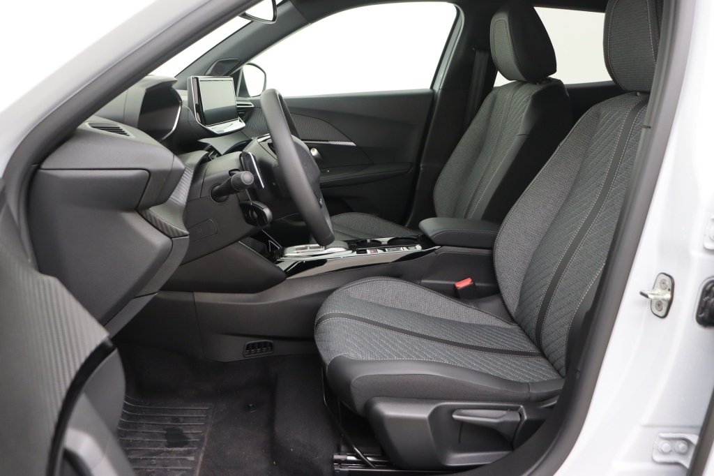 PEUGEOT 2008 Allure Hybrid 145 hp e-DSC6    - ref: 7-47726 - Photo 13