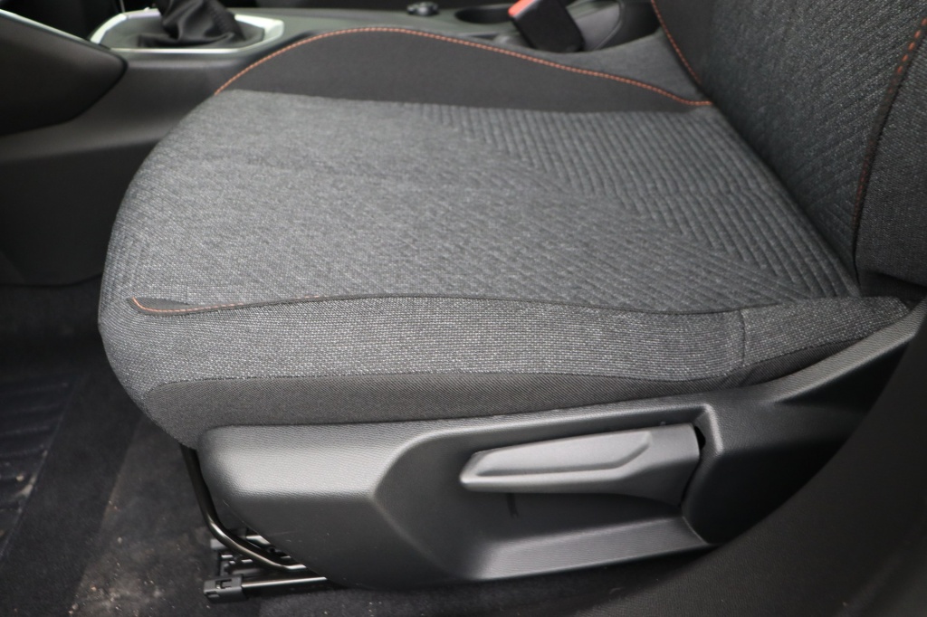 PEUGEOT 2008 Style 1.2 Turbo 100 hp Man. 6 - ref: 7-47733 - Photo 14