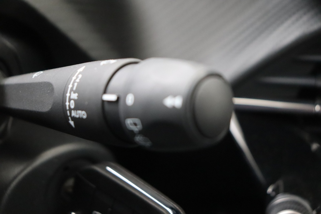 PEUGEOT 2008 Style 1.2 Turbo 100 hp Man. 6 - ref: 7-47735 - Photo 20