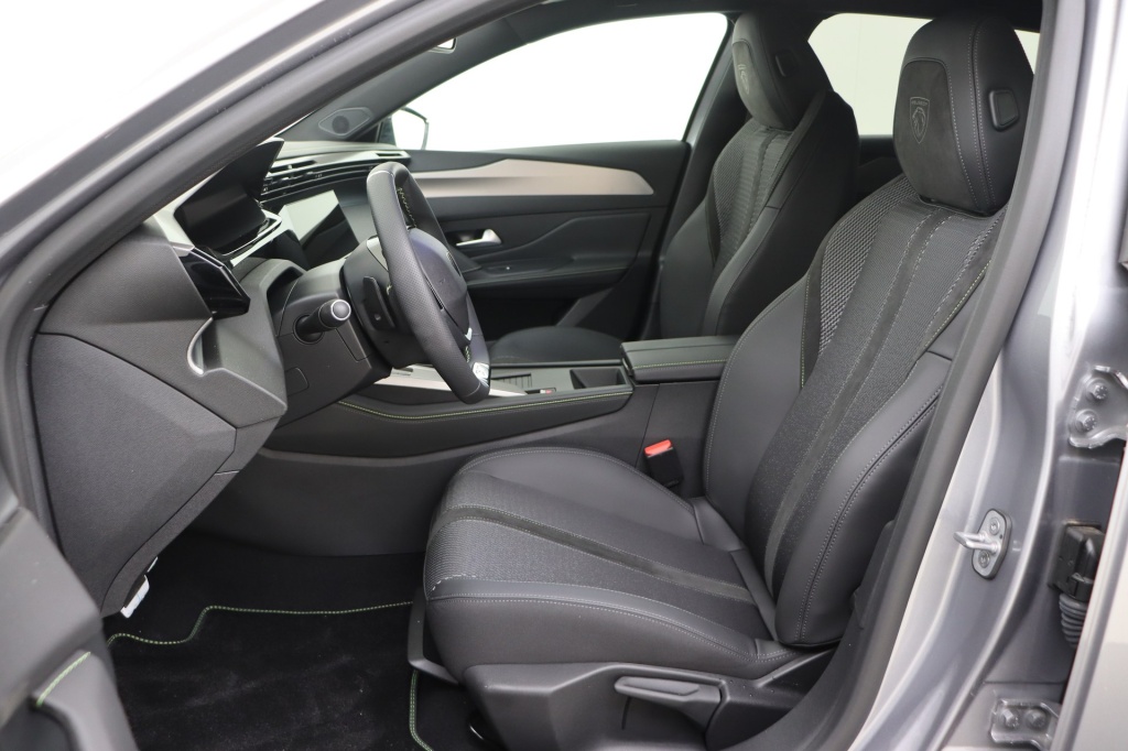 PEUGEOT 308 GT Hybrid 145 hp e-DSC6    - ref: 7-47741 - Photo 13