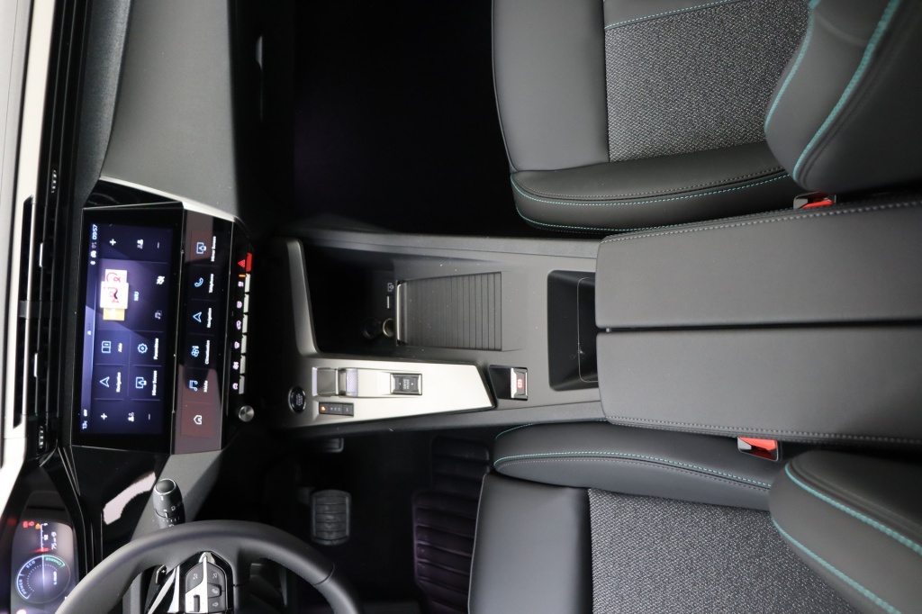 PEUGEOT 308 SW Allure Hybrid 145 hp e-DSC6    - ref: 7-47742 - Photo 14