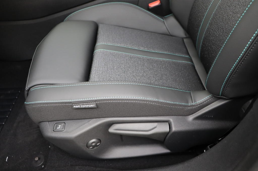 PEUGEOT 308 SW Allure Hybrid 145 hp e-DSC6    - ref: 7-47742 - Photo 17