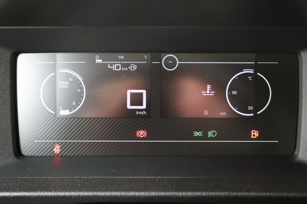 PEUGEOT Expert Long 2.0 BlueHDi 145 hp MAN.6   - ref: 7-47744 - Photo 19