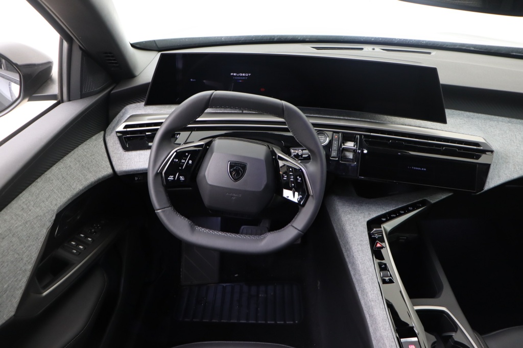 PEUGEOT 3008 Allure Hybrid 145 hp e-DSC6    - ref: 7-47755 - Photo 11