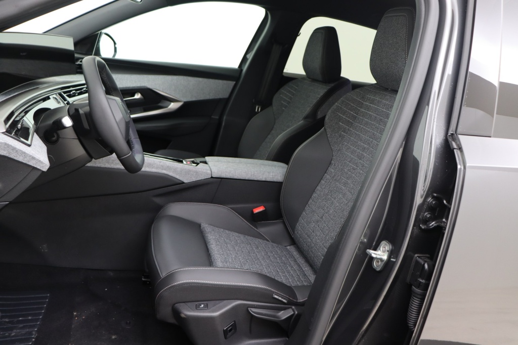 PEUGEOT 3008 Allure Hybrid 145 hp e-DSC6    - ref: 7-47755 - Photo 12