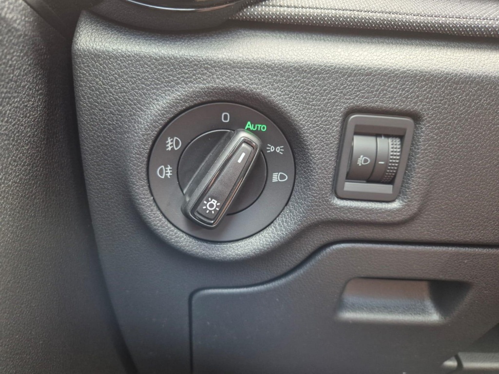 SKODA Fabia 1.0 Gasoline 116hp DSG - ref: 7-48220 - Photo 14