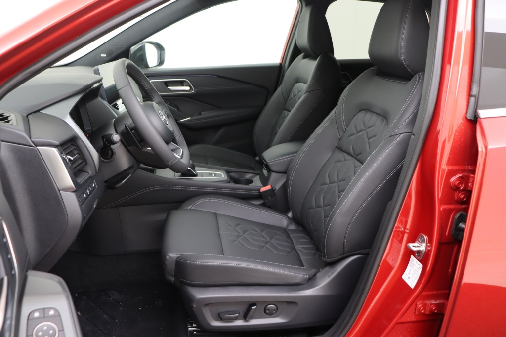 NISSAN Qashqai Tekna 1.3 158 hp CVT 2WD - ref: 7-48691 - Photo 13