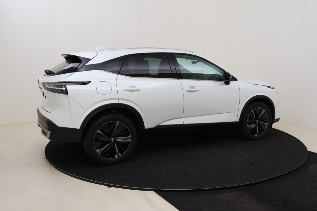 NISSAN Qashqai Tekna 1.3 158 hp CVT 2WD - ref: 7-48702 - Photo 5