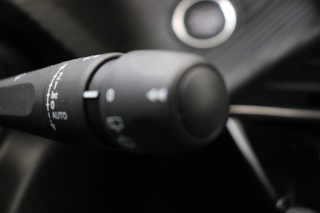 PEUGEOT 2008 Allure Hybrid 145 hp e-DSC6 - ref: 7-49272 - Photo 20