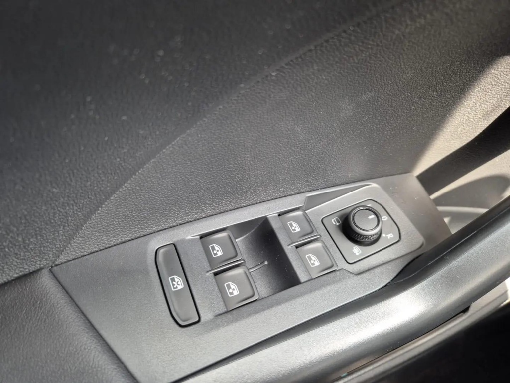 VOLKSWAGEN T-Cross 1.0 TSI - ref: 7-49841 - Photo 13