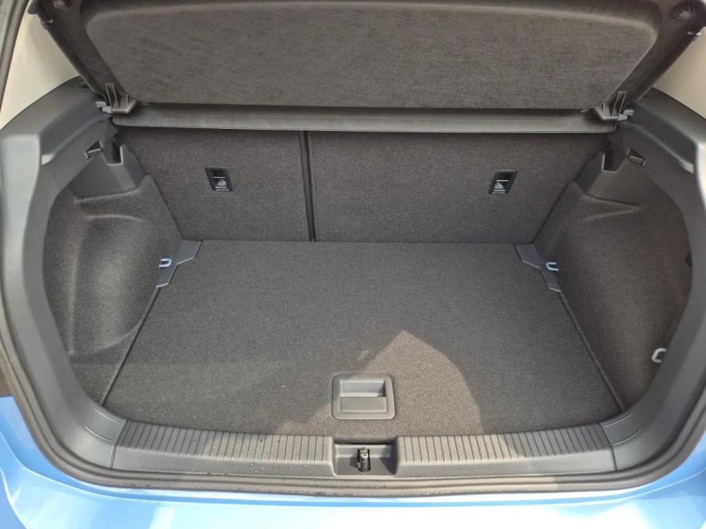 VOLKSWAGEN T-Cross 1.0 TSI - ref: 7-49841 - Photo 9