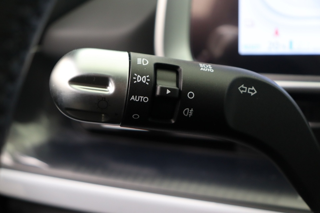 HYUNDAI Ioniq Core 53 kWh 148 - ref: 7-50954 - Photo 18