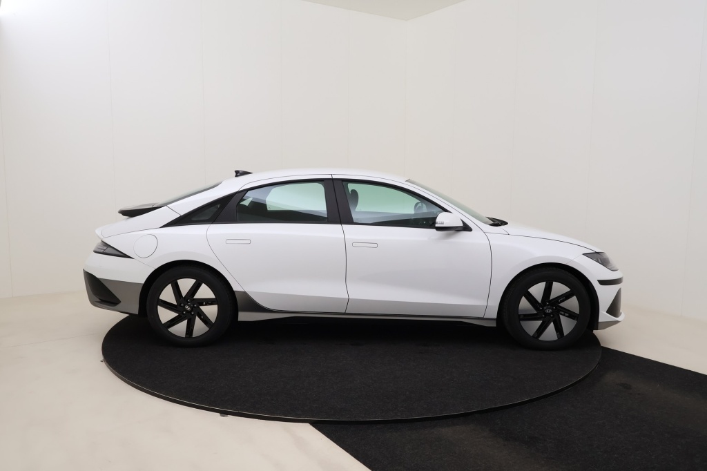 HYUNDAI Ioniq Core 53 kWh 148 - ref: 7-50954 - Photo 4