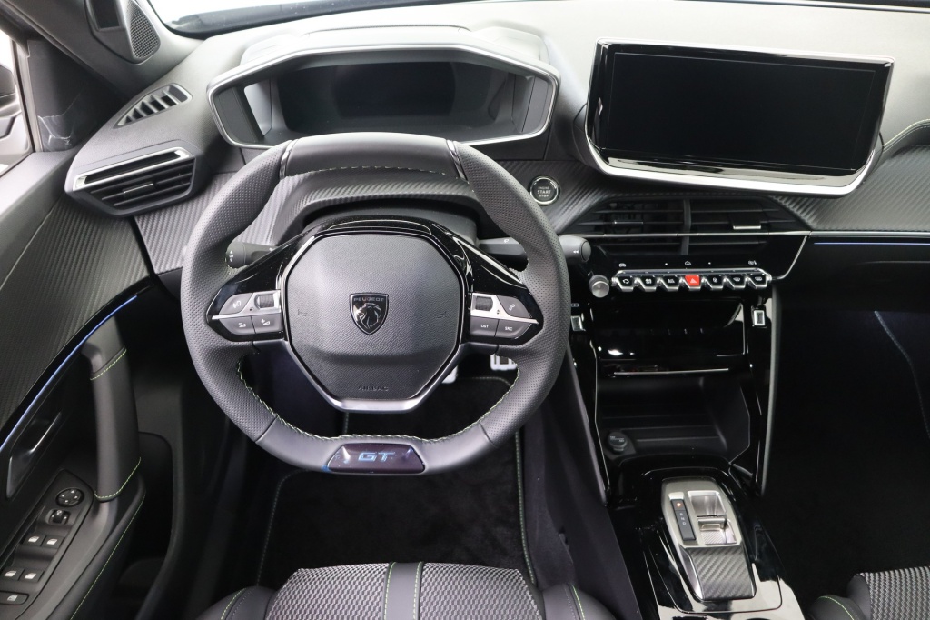 PEUGEOT 2008 GT Hybrid 145 hp e-DSC6 - ref: 7-51096 - Photo 11