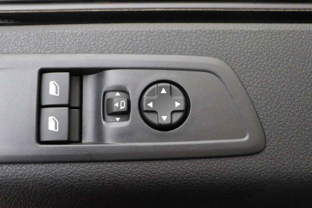 PEUGEOT Expert Double Cabine XL 2,2 180 hp Aut. - ref: 7-51459 - Photo 17