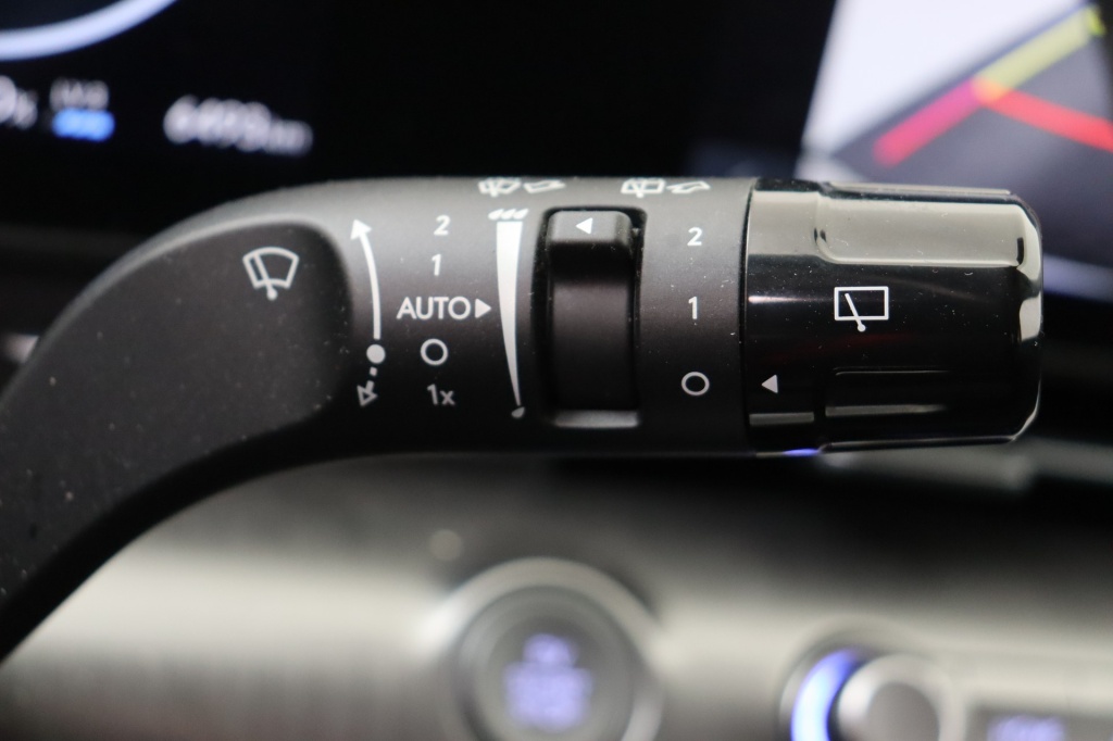 HYUNDAI Kona Feel 48 kWh 152 - ref: 7-51638 - Photo 19