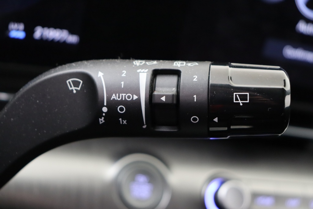 HYUNDAI Kona Feel 48 kWh 152 - ref: 7-51640 - Photo 19