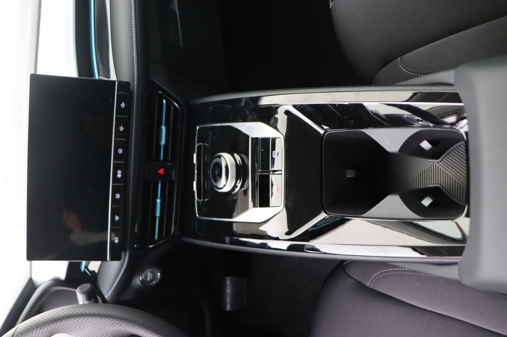 MG MG5 Comfort EV 50 kWh FWD - ref: 7-51885 - Photo 12