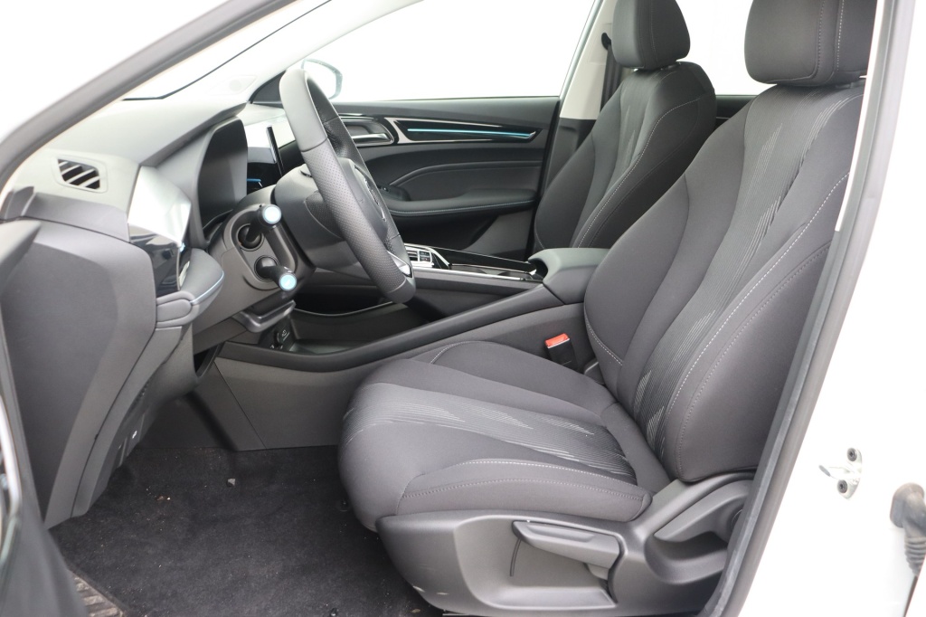 MG MG5 Comfort EV 50 kWh FWD - ref: 7-51885 - Photo 13