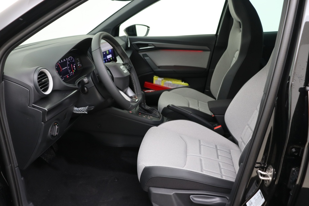 SEAT Arona FR Edition 1,0 TSI 115 hp DSG7 - ref: 7-52453 - Photo 13