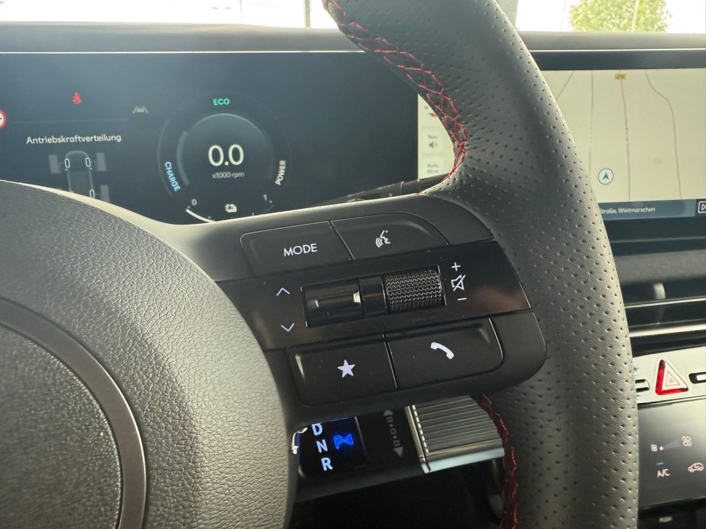 HYUNDAI Tucson N-Line 1.6L T-GDI Hybrid (HEV) 4WD - ref: 7-52630 - Photo 18