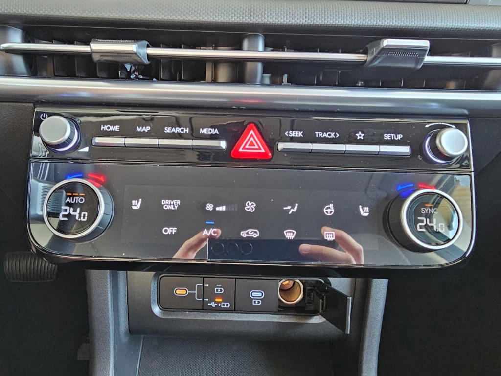 HYUNDAI Tucson E-Motion 1.6L T-GDi Hybrid (HEV) - ref: 7-52640 - Photo 13