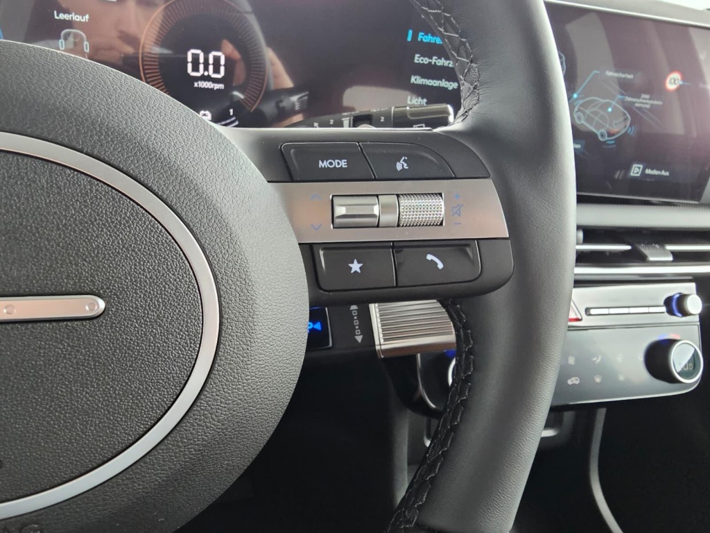 HYUNDAI Tucson E-Motion 1.6L T-GDi 2WD Hybrid (HEV) - ref: 7-52685 - Photo 17