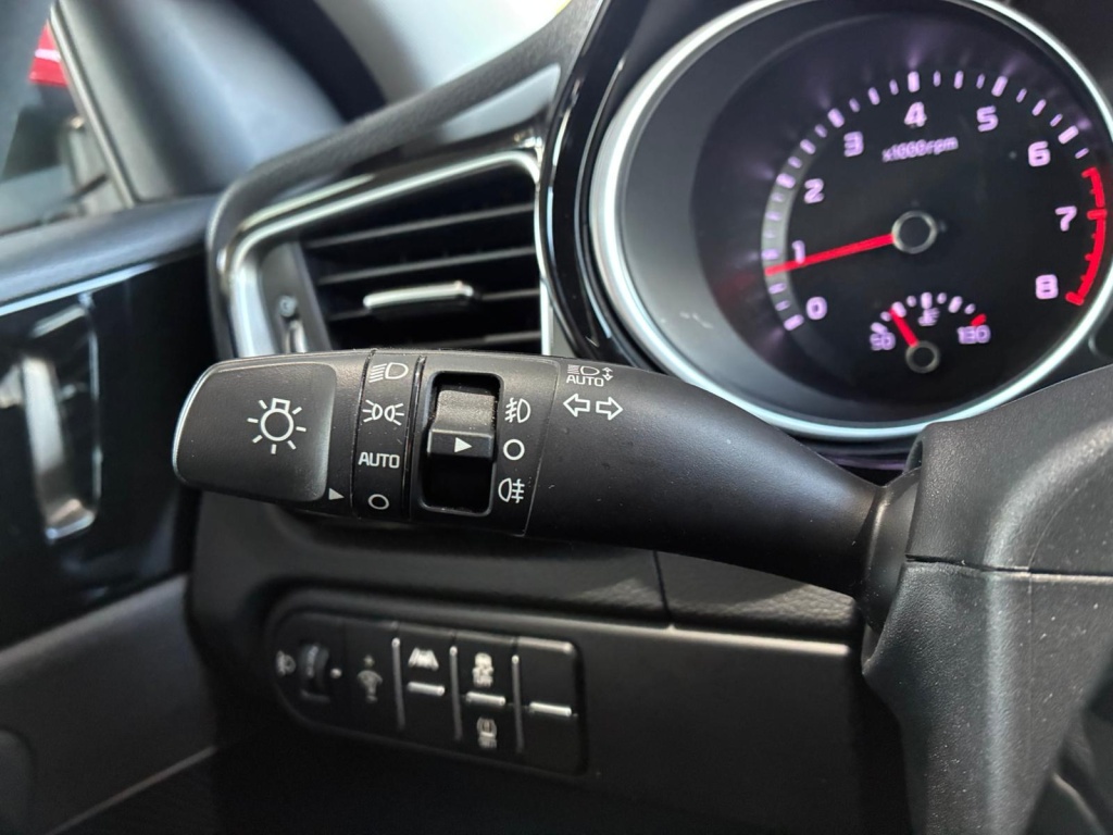 KIA Ceed SW Comfort 1.5L Gasoline DCT - ref: 7-52686 - Photo 20