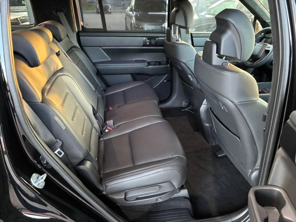 HYUNDAI Santa Fe Black Line 1.6L Plug-in Hybrid (PHEV) 4WD - ref: 7-52793 - Photo 12