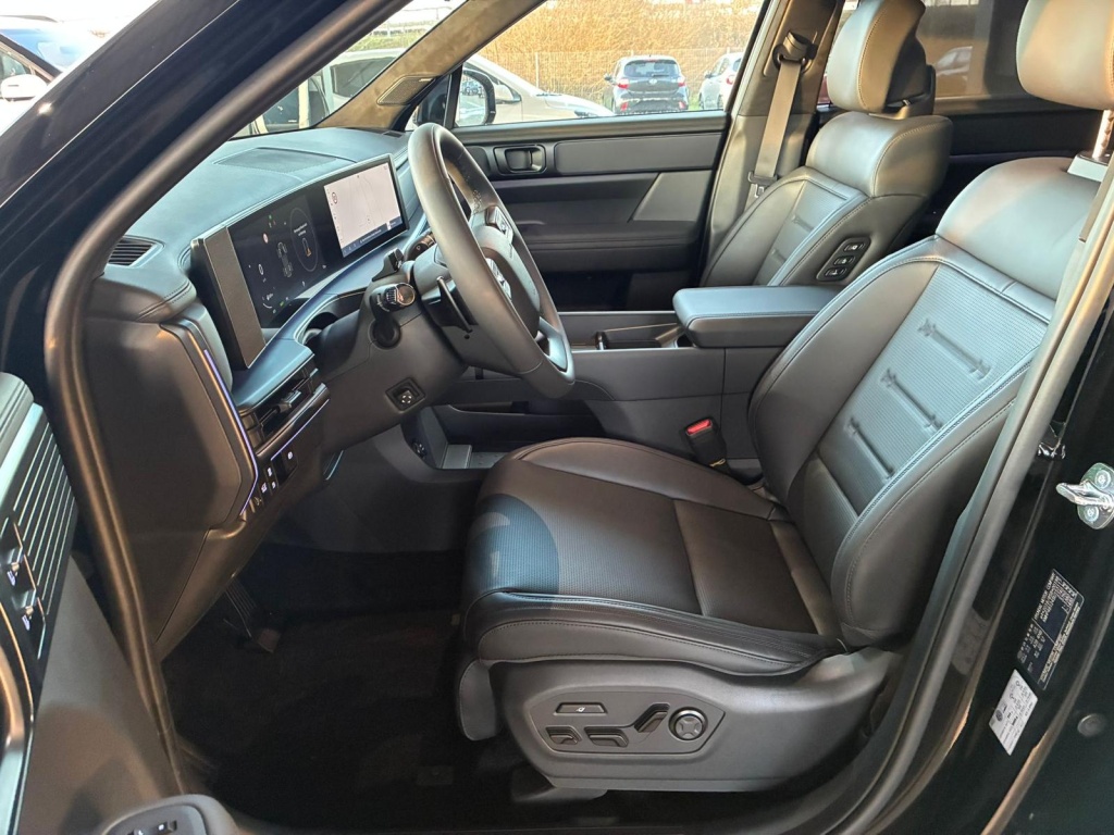 HYUNDAI Santa Fe Black Line 1.6L Plug-in Hybrid (PHEV) 4WD - ref: 7-52793 - Photo 5