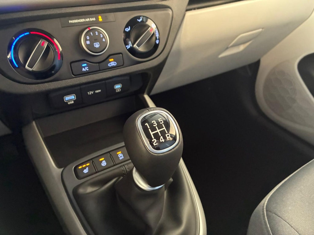 HYUNDAI i10 Advance 1.2 GDI - ref: 7-52825 - Photo 18