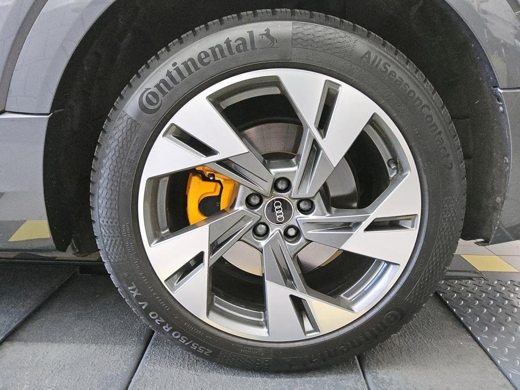 AUDI E-Tron S-Line 50 - ref: 7-52837 - Photo 20