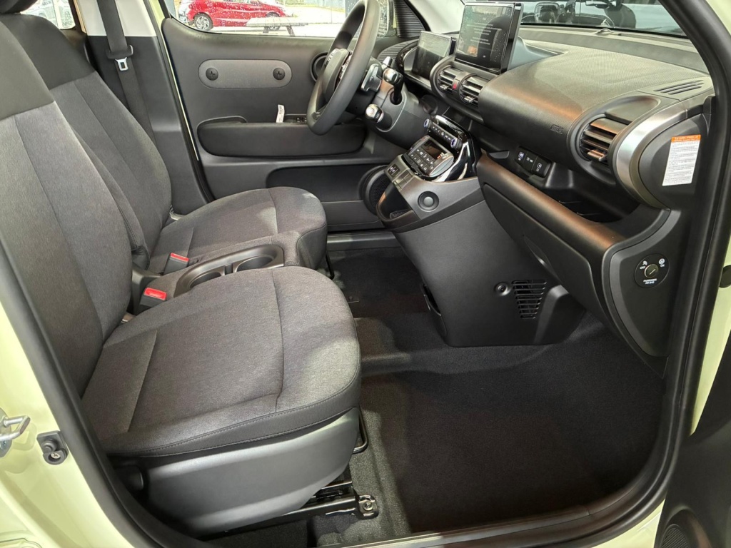 HYUNDAI Inster E-Motion Electric (E-Motion) 49 kWh - ref: 7-52882 - Photo 9