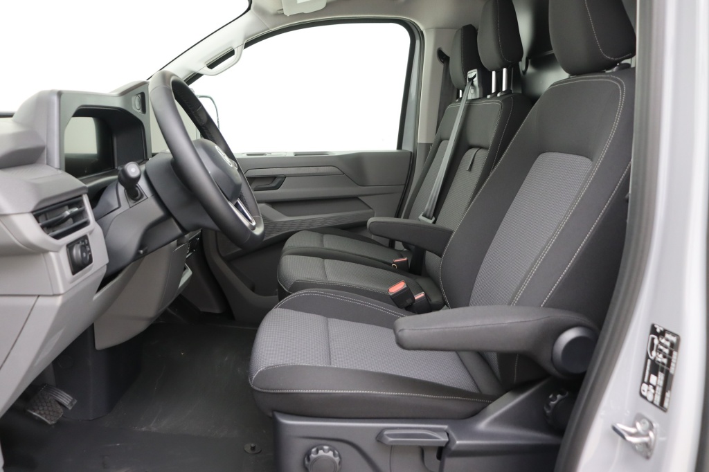 VOLKSWAGEN Transporter T7 Fourgon 3100 mm 2.0 TDI 150 hp Aut.8 - ref: 7-53045 - Photo 13