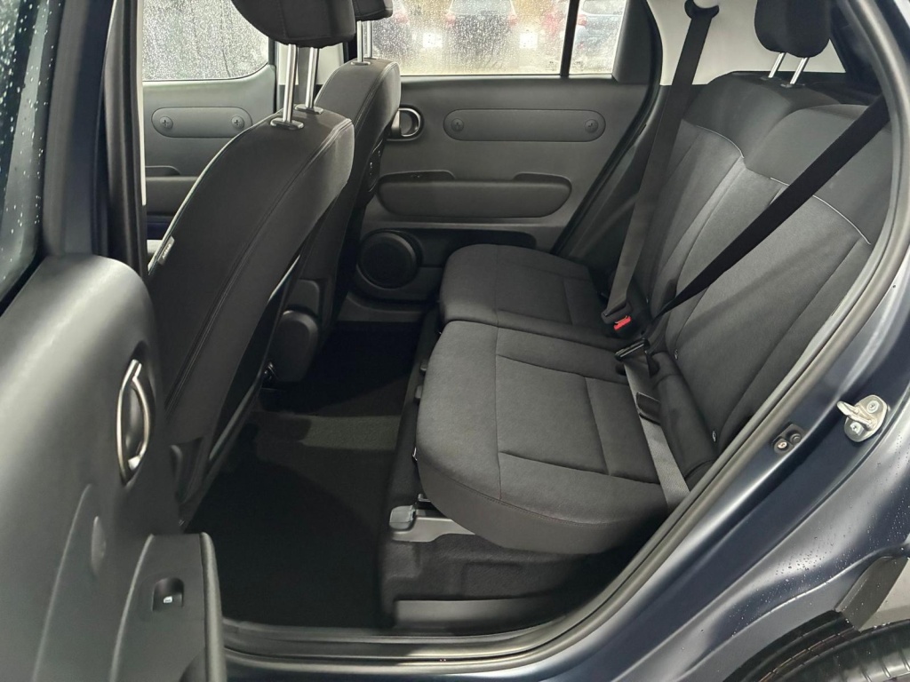 HYUNDAI Inster Evolve Sky + Winterpaket Electric 49 kWh (84 kW) - ref: 7-53098 - Photo 6