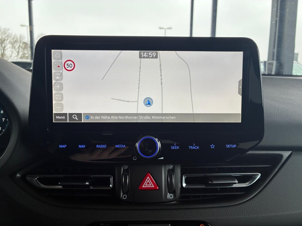 HYUNDAI i30 N-Line 1.5L T-GDI mild-hybrid (mHEV) - ref: 7-53188 - Photo 12