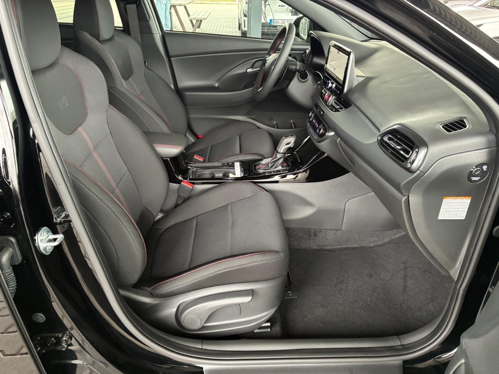 HYUNDAI i30 N-Line 1.5L T-GDI mild-hybrid (mHEV) - ref: 7-53188 - Photo 9