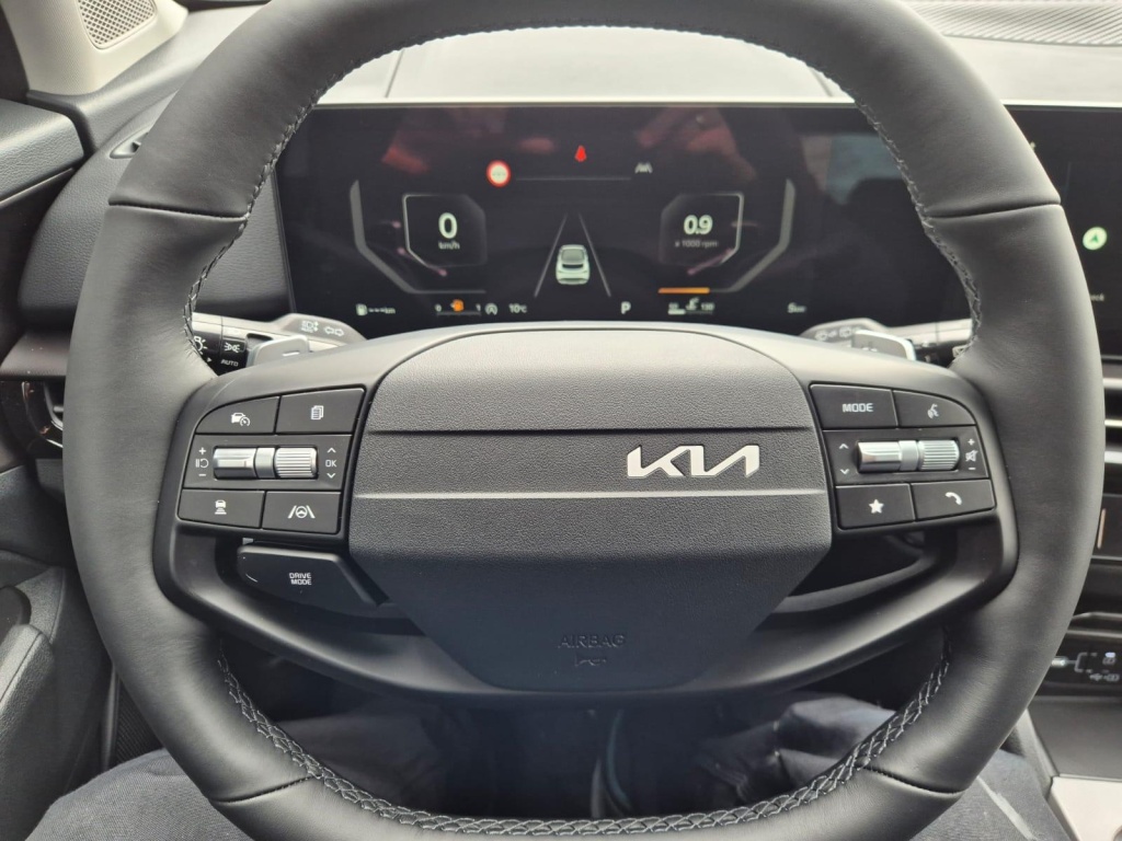 KIA Sportage 1.6 Gasoline 150hp - ref: 7-53569 - Photo 16