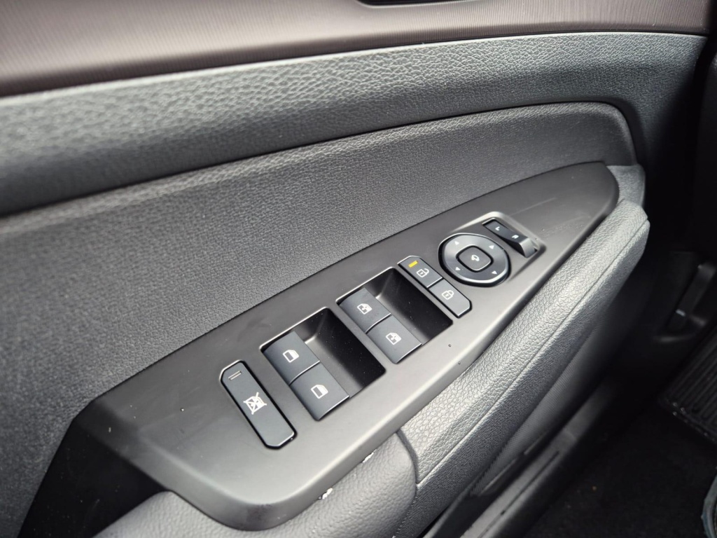 KIA Sportage 1.6 Gasoline 150hp - ref: 7-53570 - Photo 13