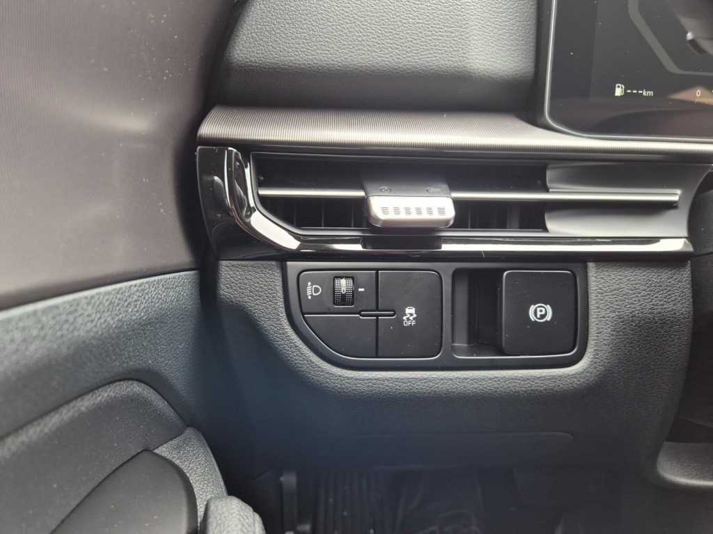 KIA Sportage 1.6 Gasoline 150hp - ref: 7-53571 - Photo 14