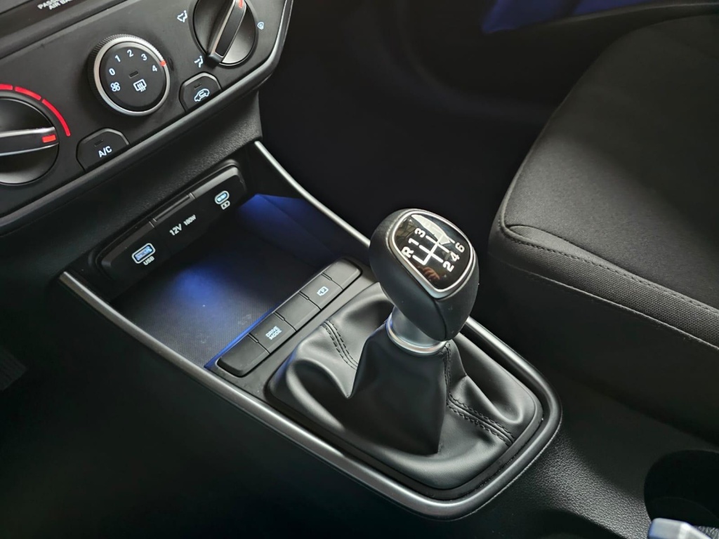 HYUNDAI i20 Comfort 1.0L T-GDI - ref: 7-54016 - Photo 15