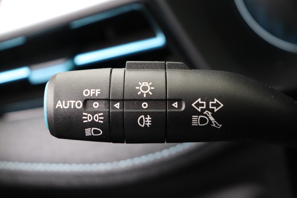 MG MG5 Luxury 61 kWh FWD - ref: 7-54231 - Photo 18