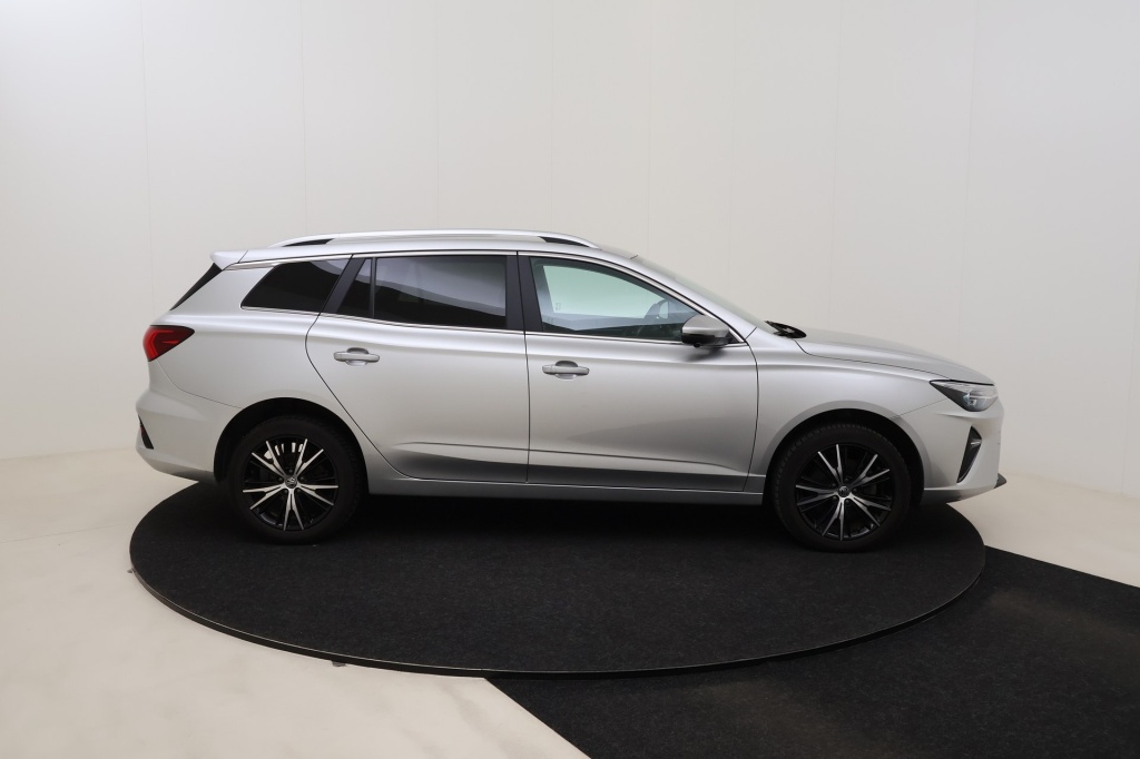 MG MG5 Luxury 61 kWh FWD - ref: 7-54231 - Photo 4