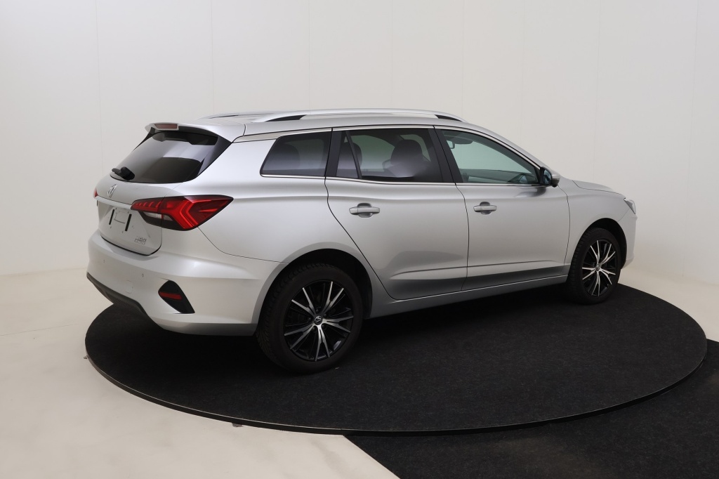 MG MG5 Luxury 61 kWh FWD - ref: 7-54231 - Photo 5