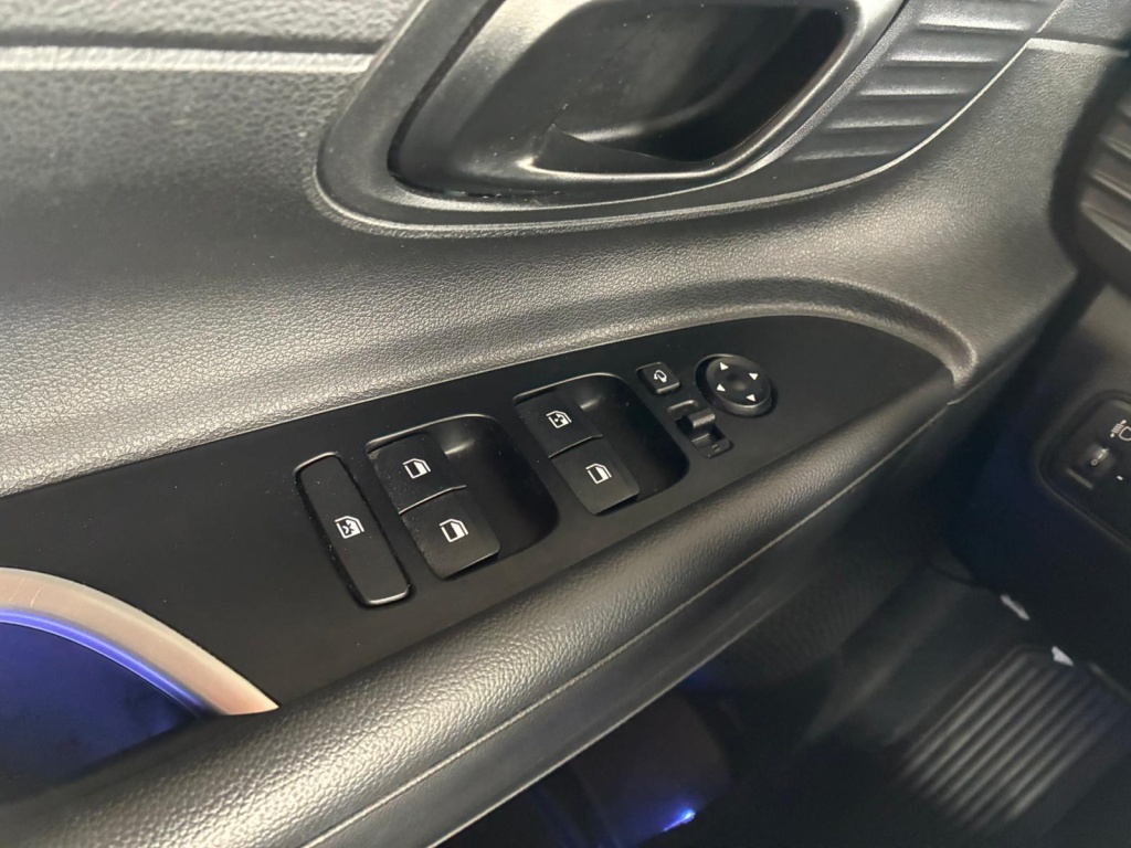 HYUNDAI i20 Comfort 1.0 T-GDI - ref: 7-54241 - Photo 20