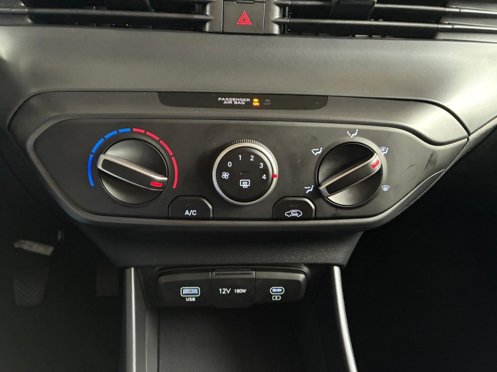 HYUNDAI i20 Comfort+ 1.0L T-GDI (Turbo) 6-speed manual - ref: 7-54250 - Photo 15