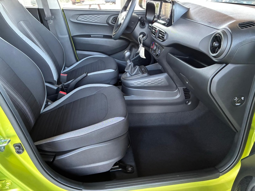 HYUNDAI i10 Comfort 1.0L 62 PS (46 kW) Manual (5MT) - ref: 7-54269 - Photo 9