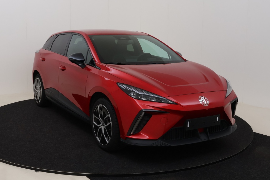 MG MG4 Luxury 64 kWh 204 hp - ref: 7-54570 - Photo 3