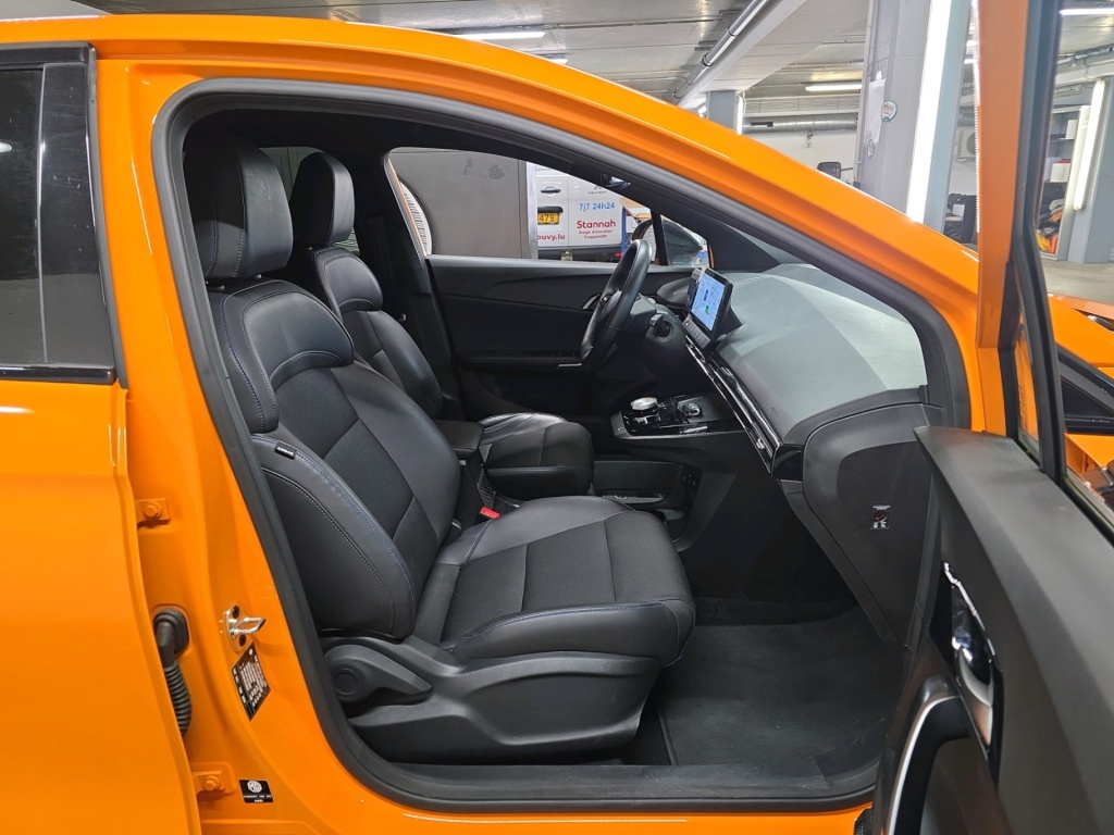 MG MG4 Luxury 64 kWh 204 hp - ref: 7-54572 - Photo 5